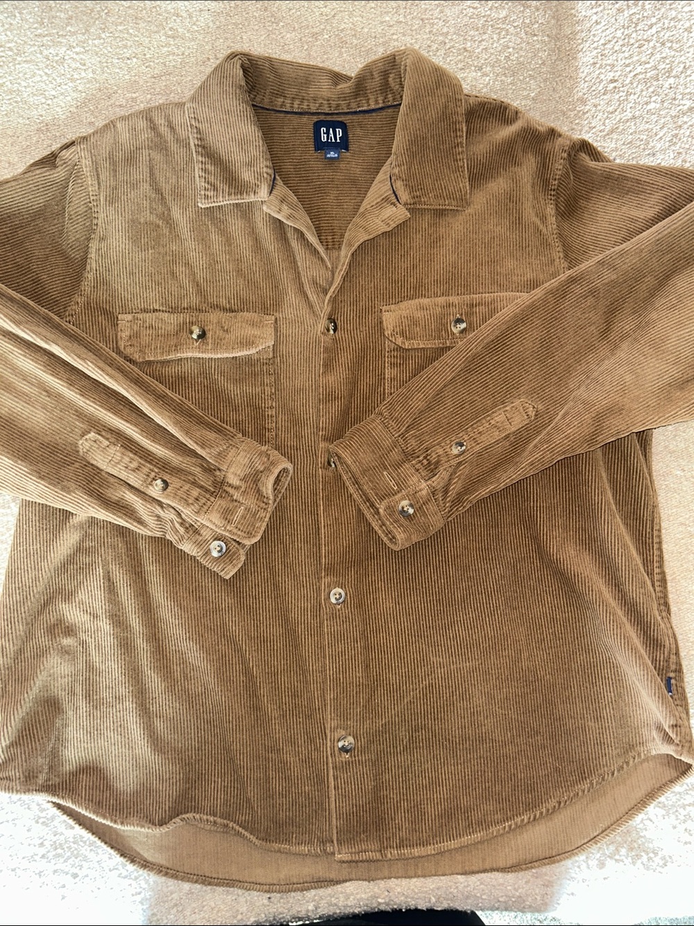 GAP Women's Corduroy Button-Up Jacket in Tan